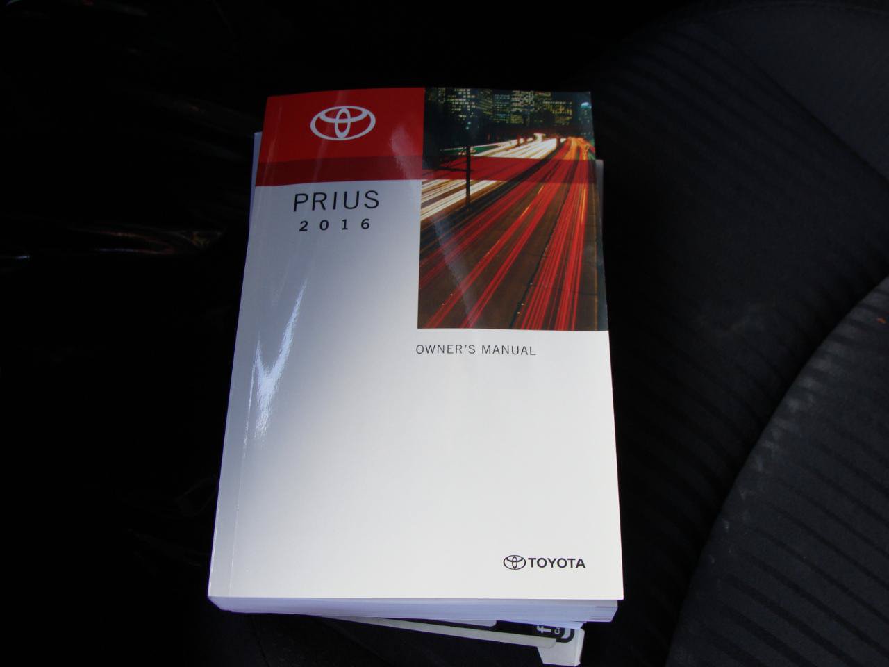 Used 2016 Toyota Prius Two FWD image 33