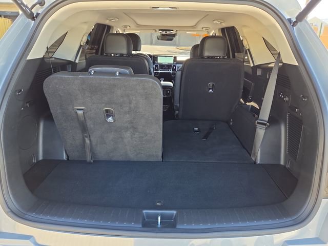 Used 2023 Kia Sorento SX image 17