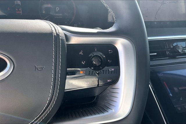 Used 2025 INFINITI QX80 Sensory AWD/4WD image 18