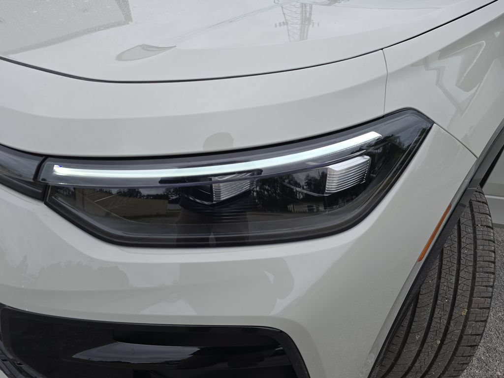 New 2026 Volkswagen Tiguan SE R-Line AWD/4WD image 27