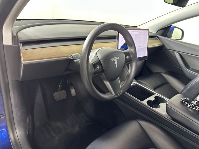 Used 2021 Tesla Model Y Long Range image 13