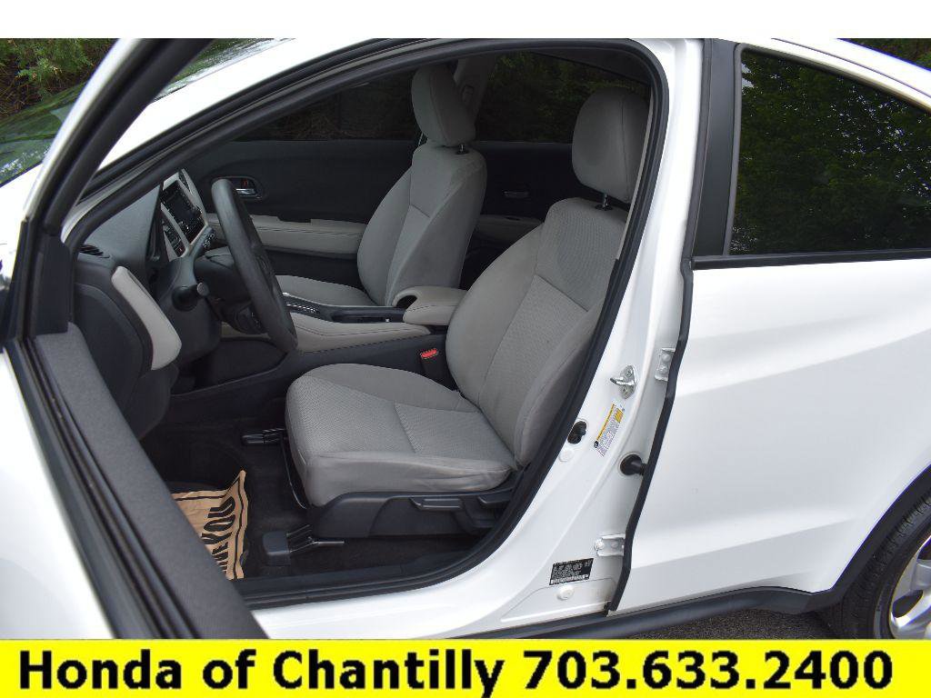 Certified 2022 Honda HR-V LX image 25