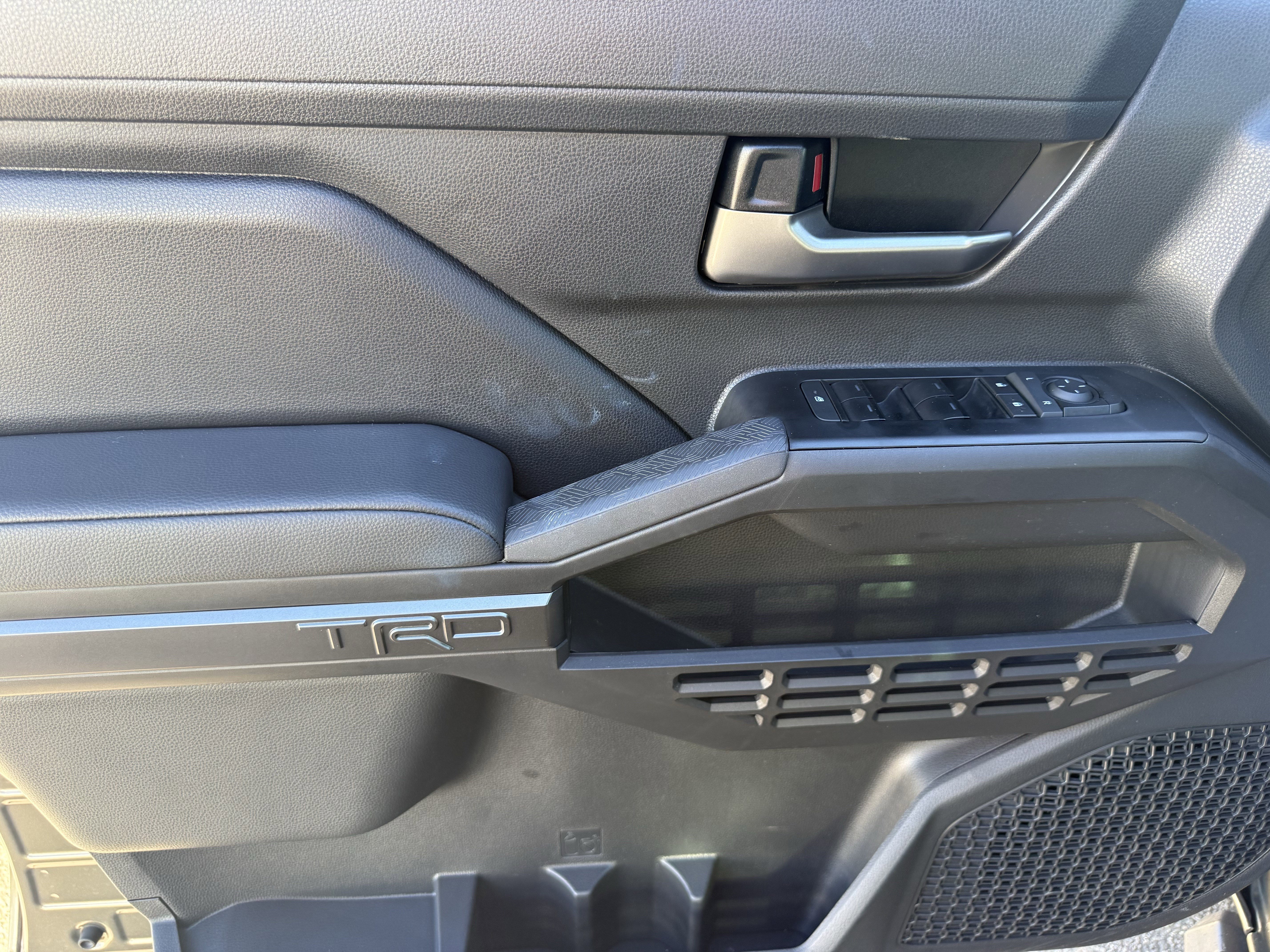 Certified 2025 Toyota Tacoma TRD Sport w/ TRD Sport Premium Package image 10