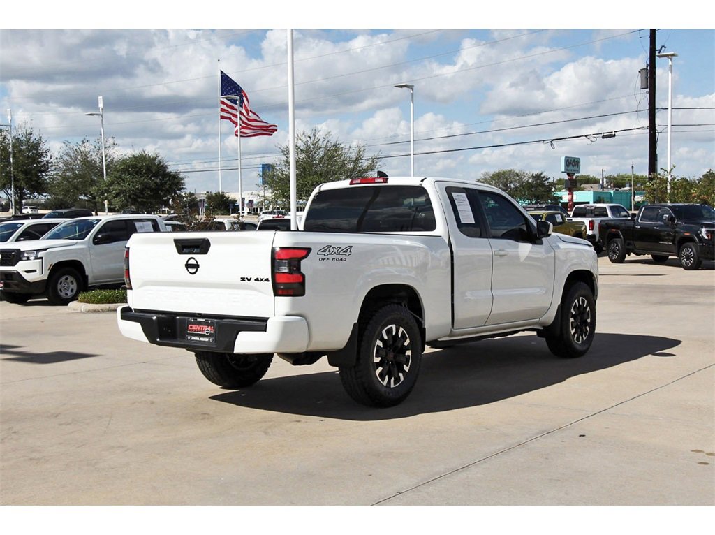 Certified 2024 Nissan Frontier SV image 5