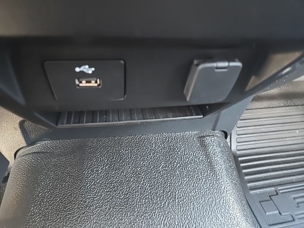 Used 2022 Ford F350 XL w/ STX Appearance Package AWD/4WD image 18