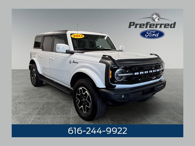 Used 2023 Ford Bronco Outer Banks image 1