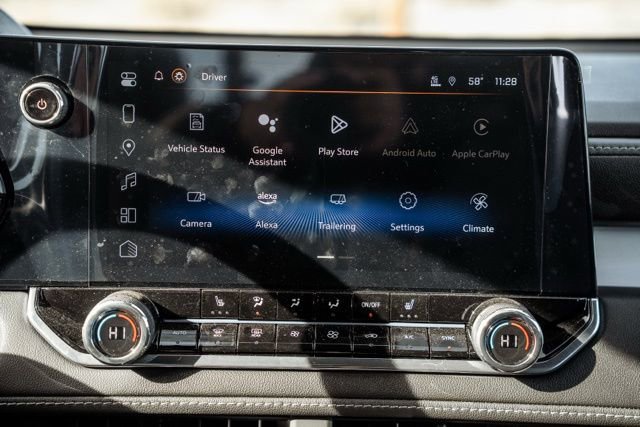 New 2025 Chevrolet Colorado LT w/ LT Convenience Package image 17