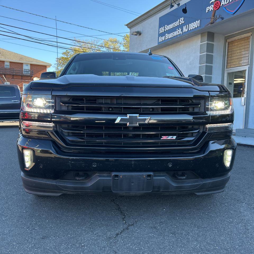 Used 2017 Chevrolet Silverado 1500 LTZ Z71 w/ LTZ Plus Package image 8