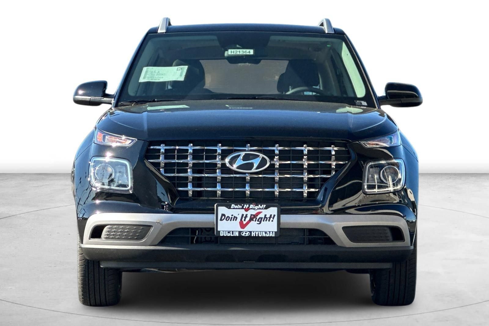 Certified 2026 Hyundai Venue SEL FWD image 12