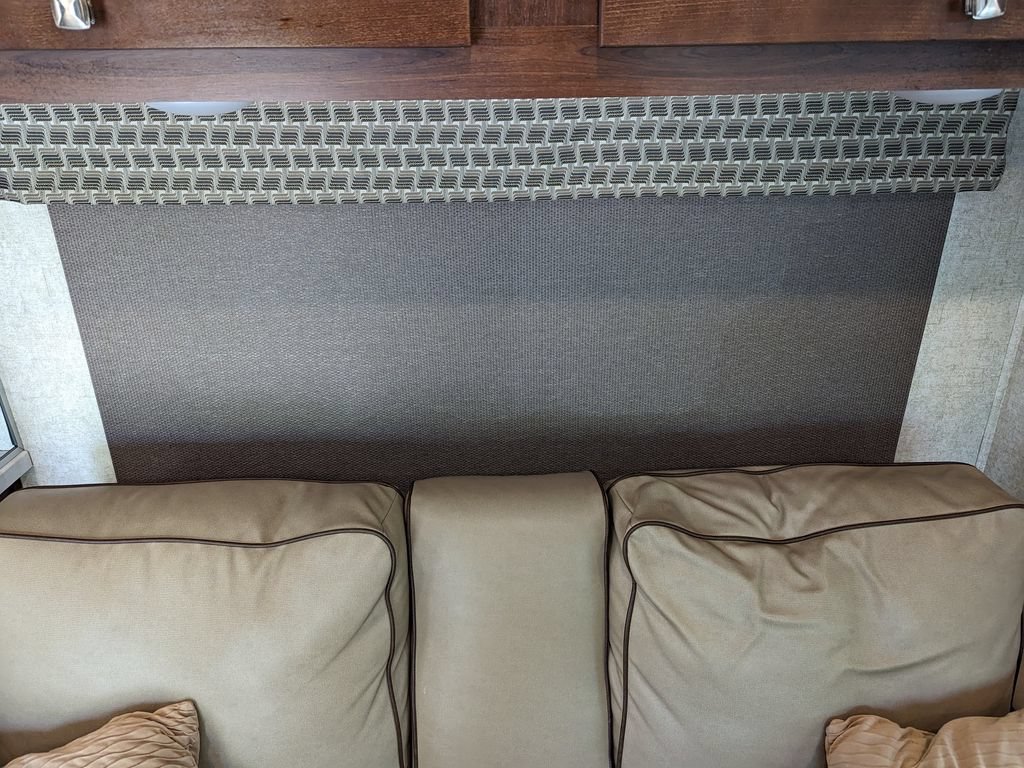 Used 2019 Chevrolet Express 4500 w/ RV Package RWD image 82
