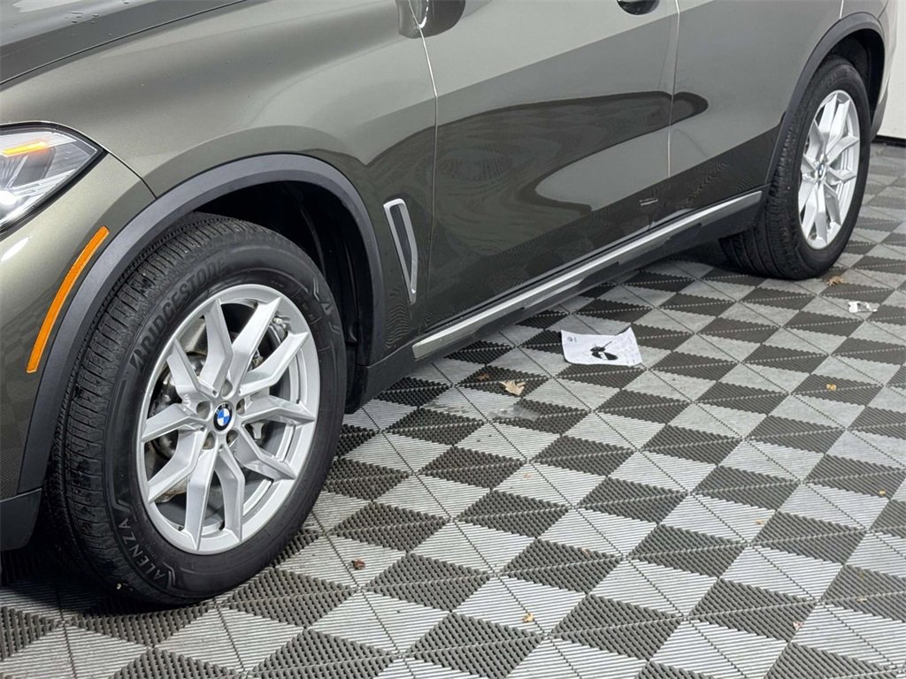 Used 2023 BMW X5 xDrive40i image 13
