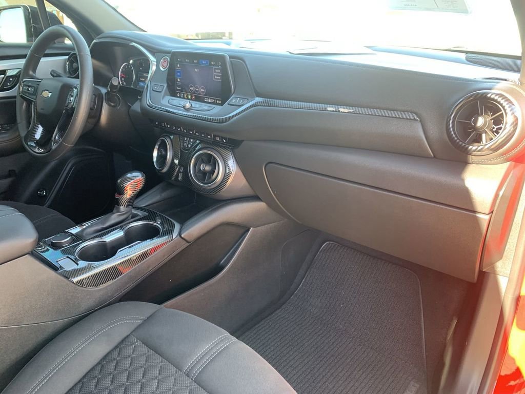 Used 2021 Chevrolet Blazer LT FWD image 34