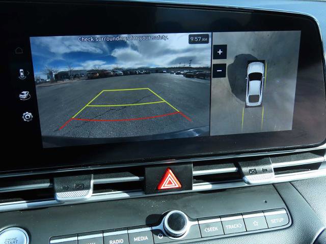 Used 2024 Hyundai Elantra Limited image 29
