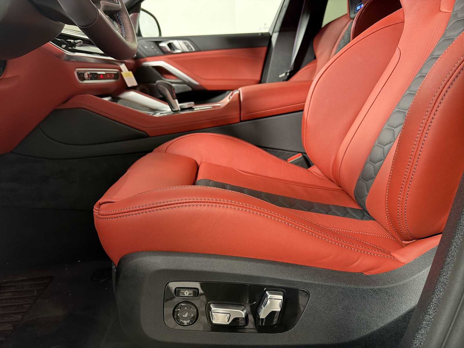 New 2026 BMW X6 M Competition w/ Executive Package AWD/4WD image 12