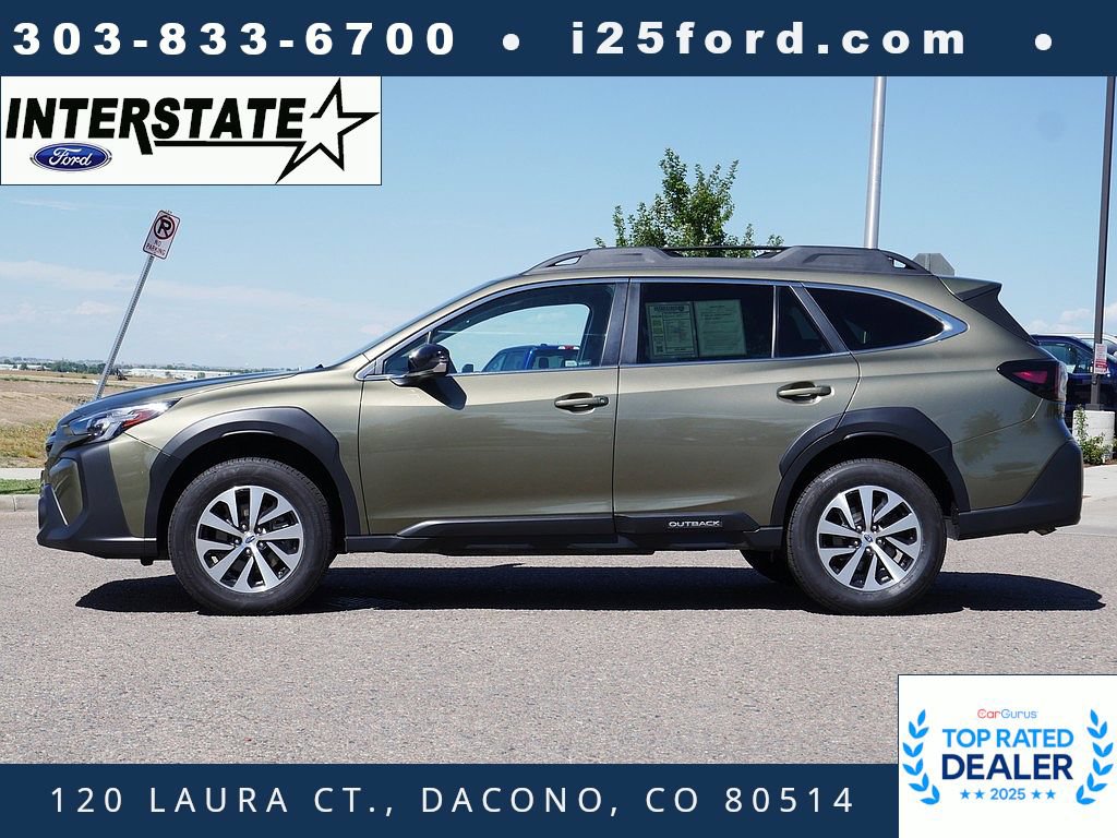 Used 2024 Subaru Outback Premium AWD/4WD image 2
