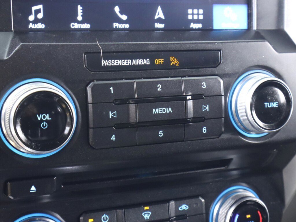 Used 2018 Ford F150 Lariat w/ Equipment Group 501A Mid image 28