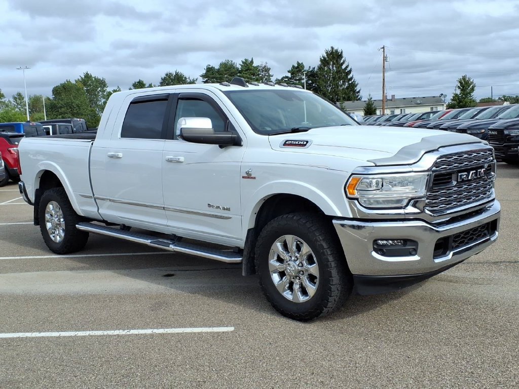 Used 2021 RAM 2500 Limited AWD/4WD image 3