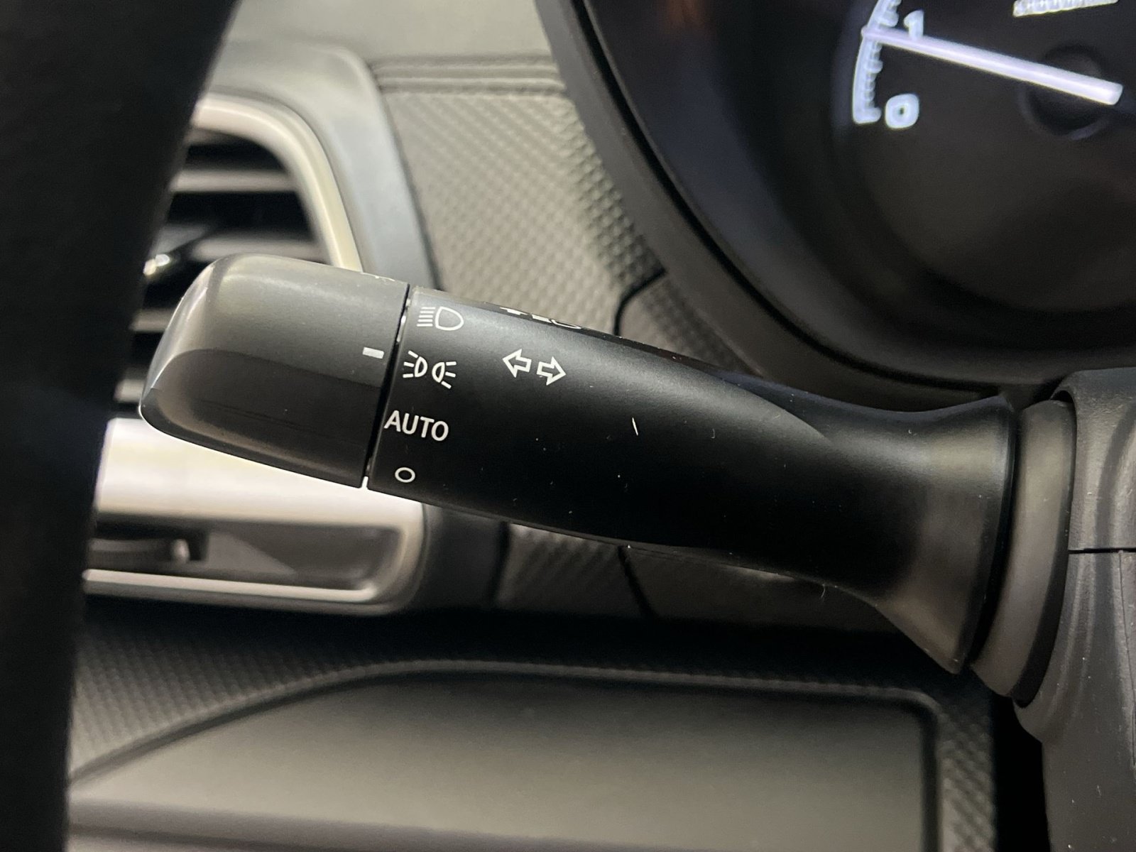 Used 2019 Subaru Forester w/ Popular Package #1 AWD/4WD image 37