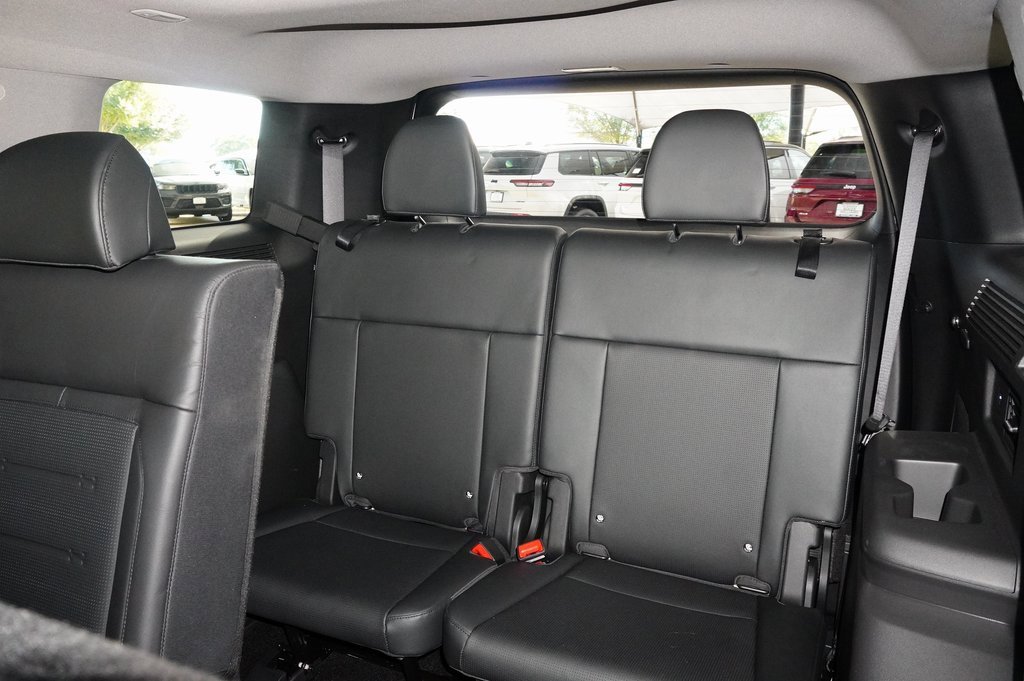 Used 2025 Hyundai Santa Fe Limited image 27