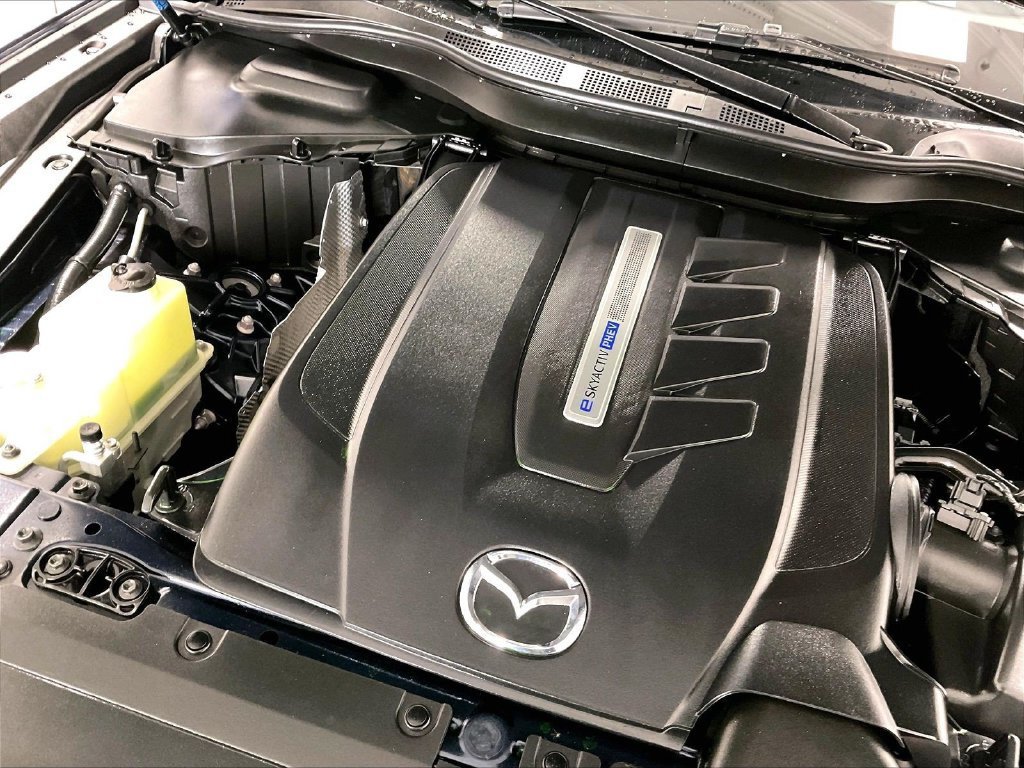 Used 2025 MAZDA CX-90 Plug-In Hybrid w/Premium Sport AWD/4WD image 36