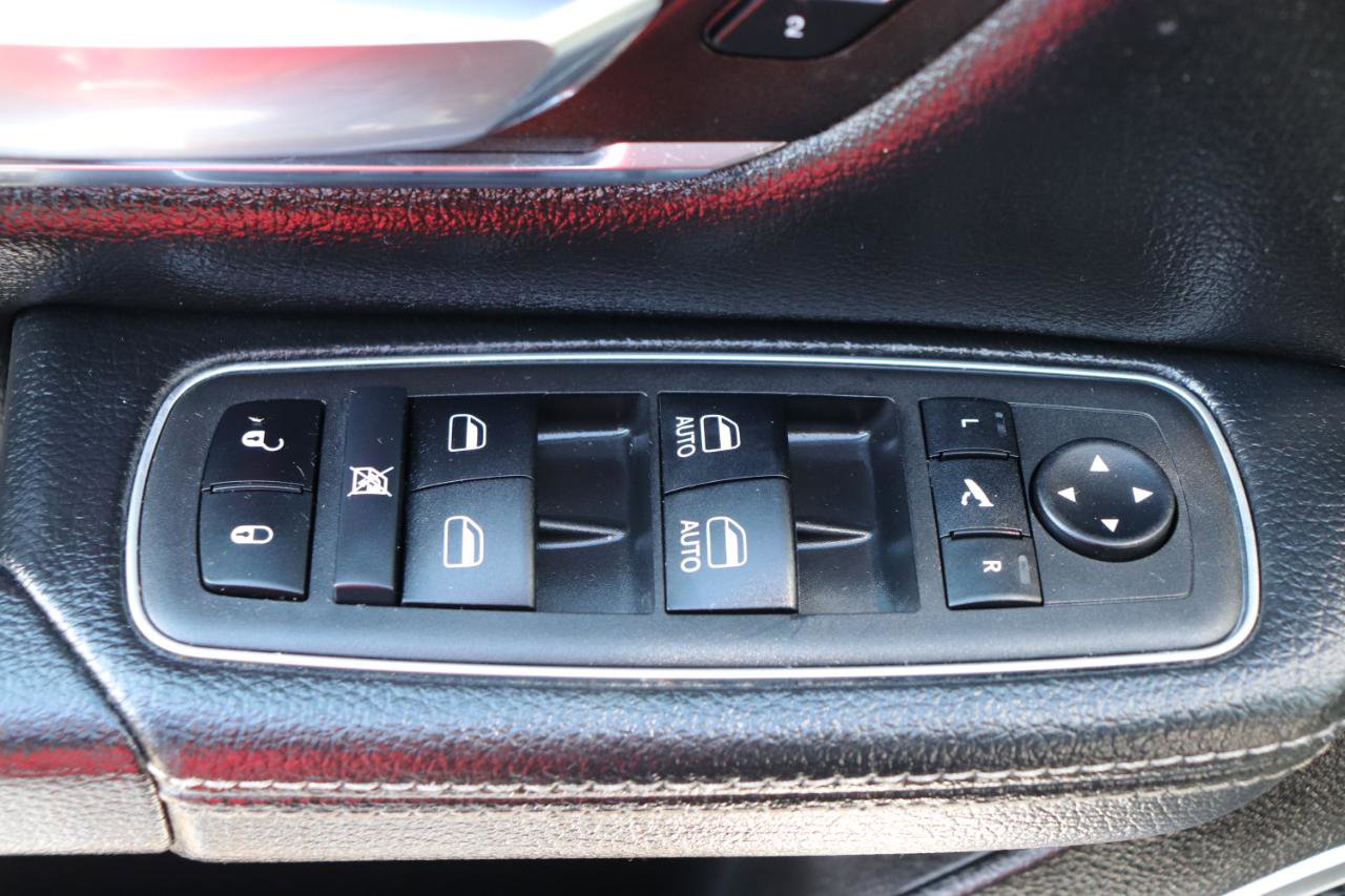 Used 2024 RAM 1500 Laramie RWD image 48