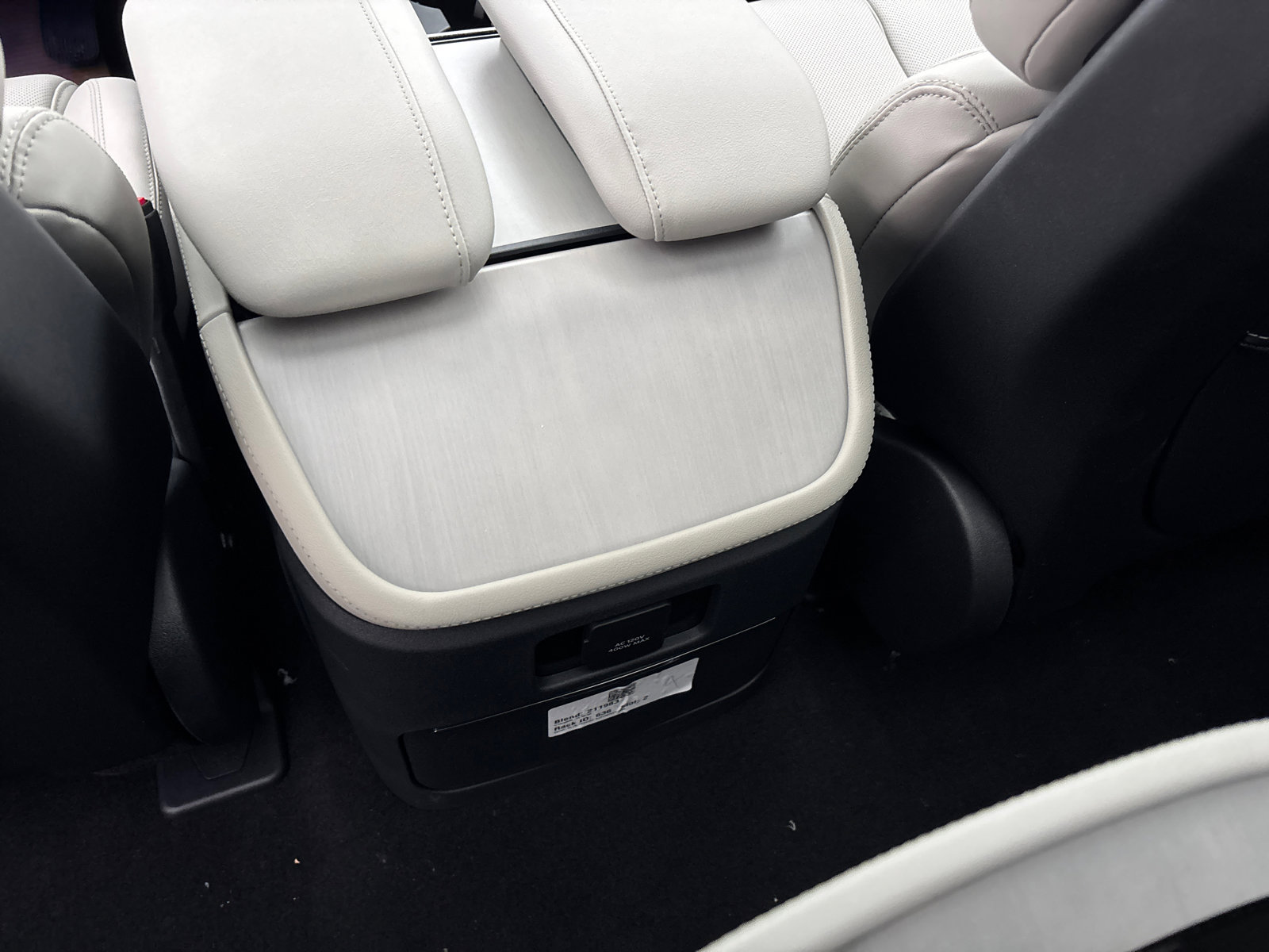 New 2026 Lincoln Navigator Reserve image 32