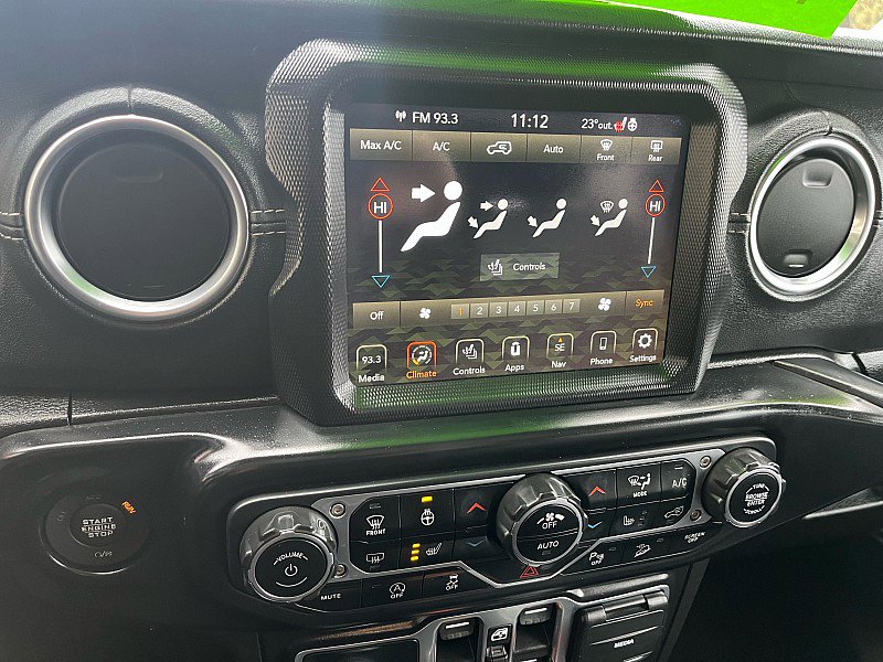 Used 2020 Jeep Wrangler Unlimited Sahara w/ Dual Top Group image 28