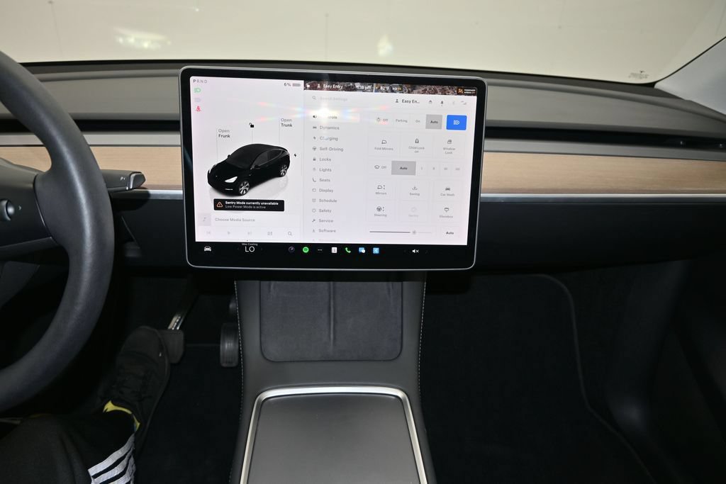 Used 2023 Tesla Model Y Long Range AWD/4WD image 18