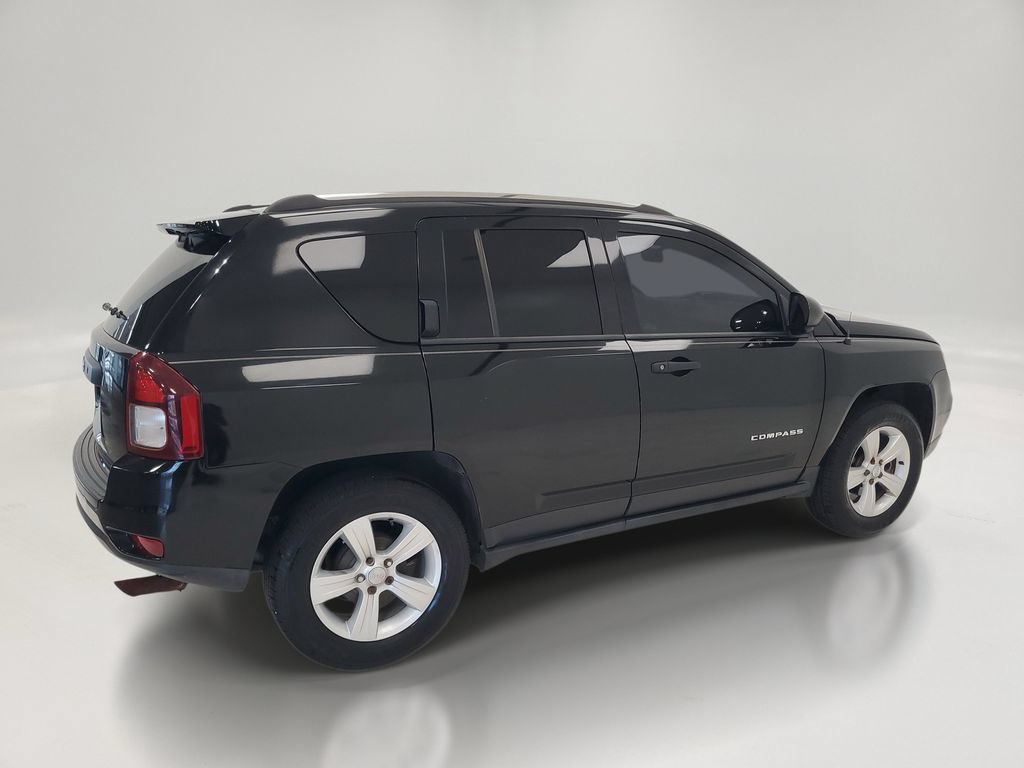 Used 2014 Jeep Compass Sport FWD image 4