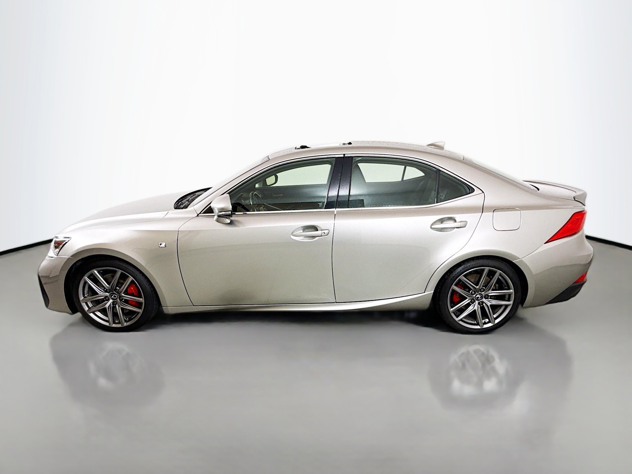 Used 2020 Lexus IS 300 F Sport w/ F Sport Package AWD/4WD image 4