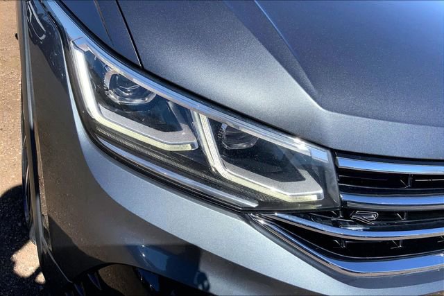 Used 2022 Volkswagen Tiguan SEL R-Line AWD/4WD image 28