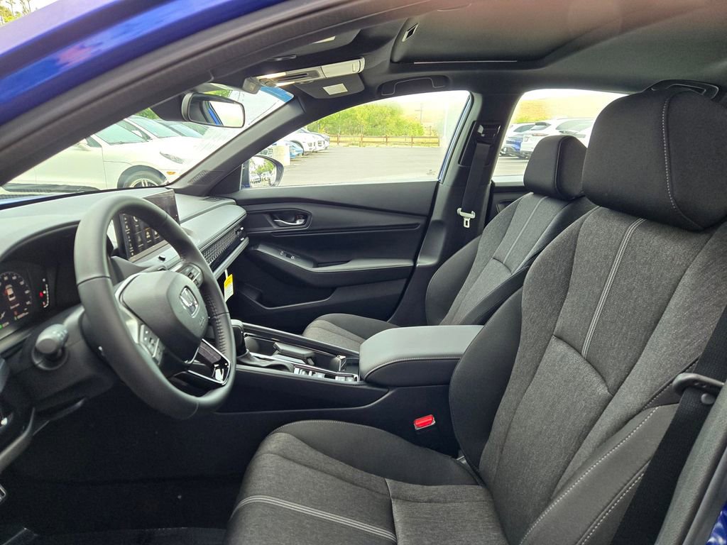 Used 2025 Honda Accord Sport image 26