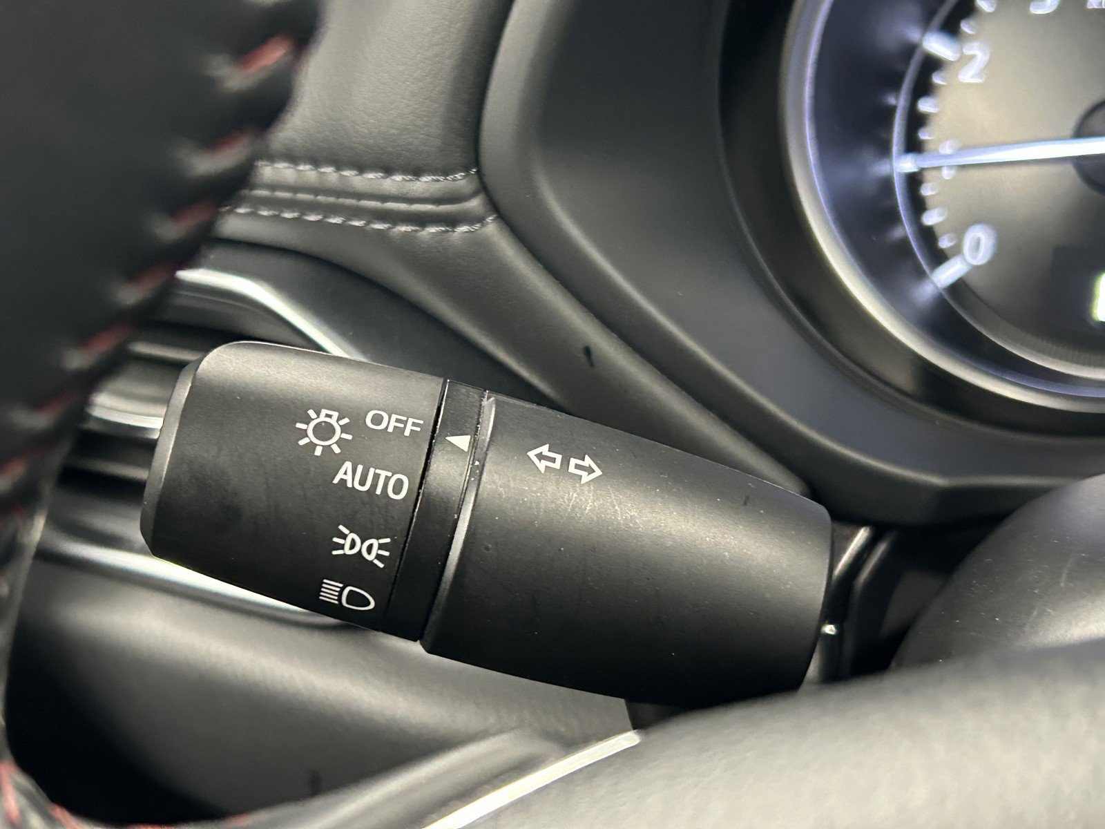 Used 2024 MAZDA CX-5 Carbon Edition image 27