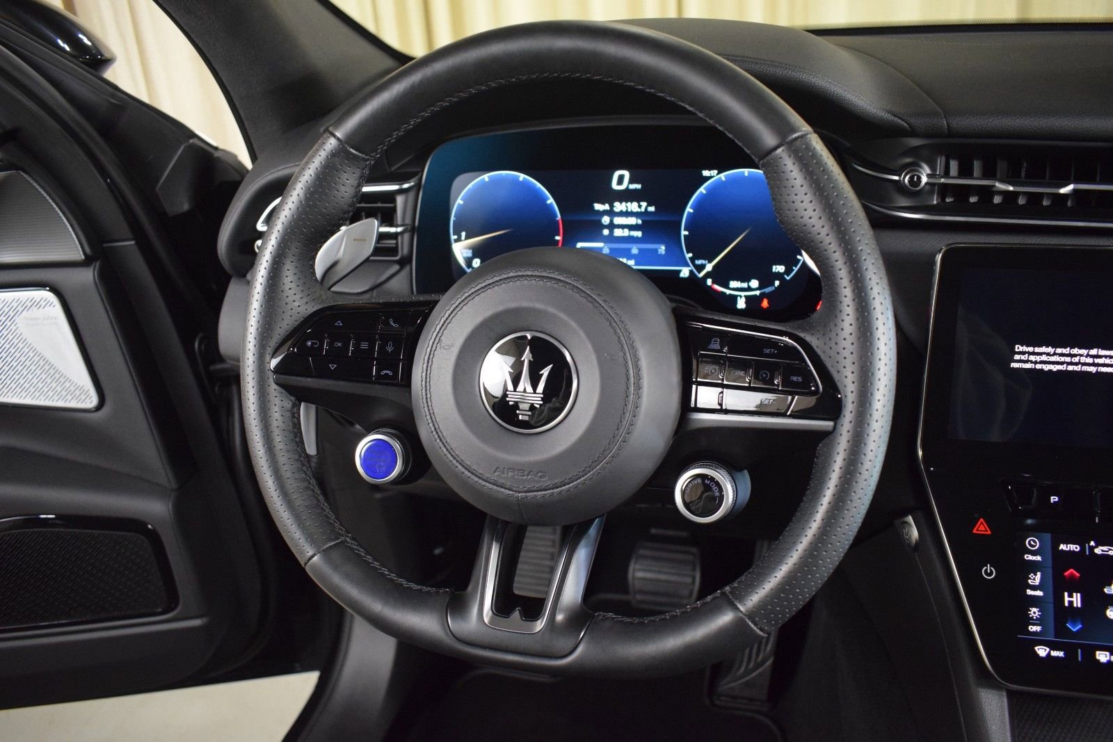 Certified 2024 Maserati Grecale Modena AWD/4WD image 28