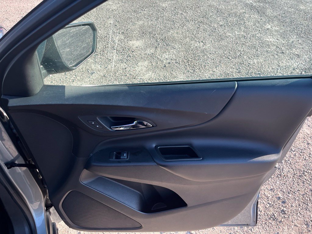 Used 2023 Chevrolet Equinox LT FWD image 35