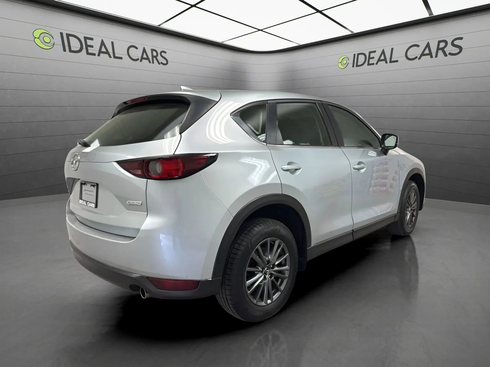 Used 2019 MAZDA CX-5 Sport FWD image 5
