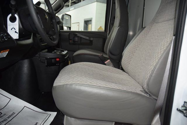 New 2025 Chevrolet Express 4500 w/ Power Convenience Package RWD image 25