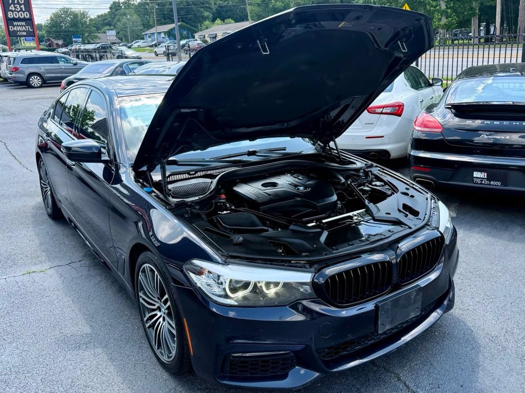 Used 2018 BMW 530i xDrive AWD/4WD image 4
