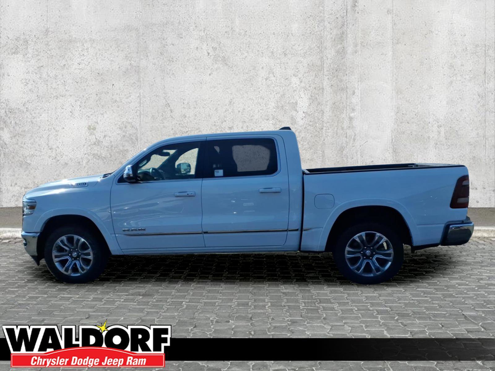 Used 2024 RAM 1500 Limited image 4