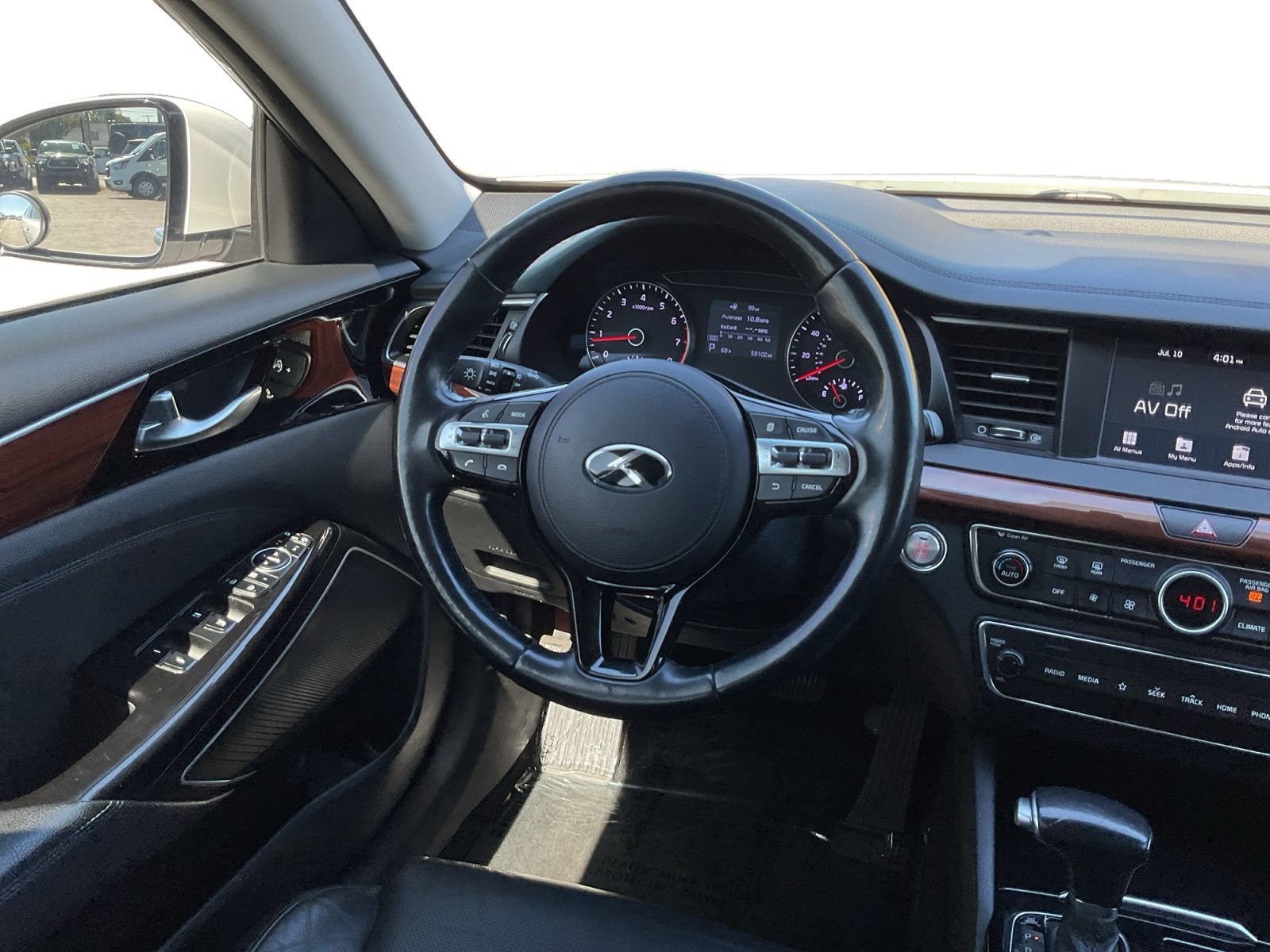 Used 2019 Kia Cadenza Premium FWD image 11