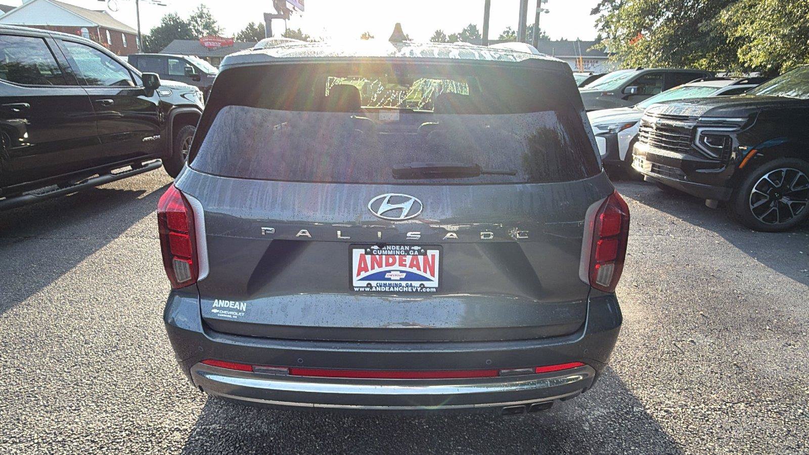 Used 2025 Hyundai Palisade Calligraphy FWD image 9