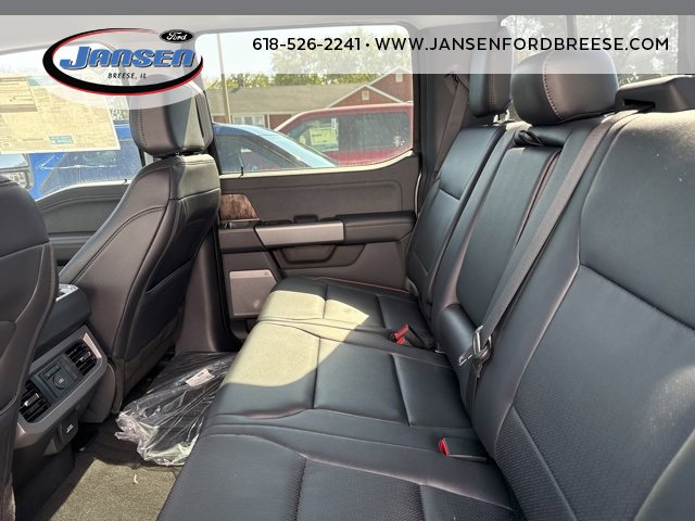 New 2025 Ford F350 Lariat w/ Black Appearance Package image 24