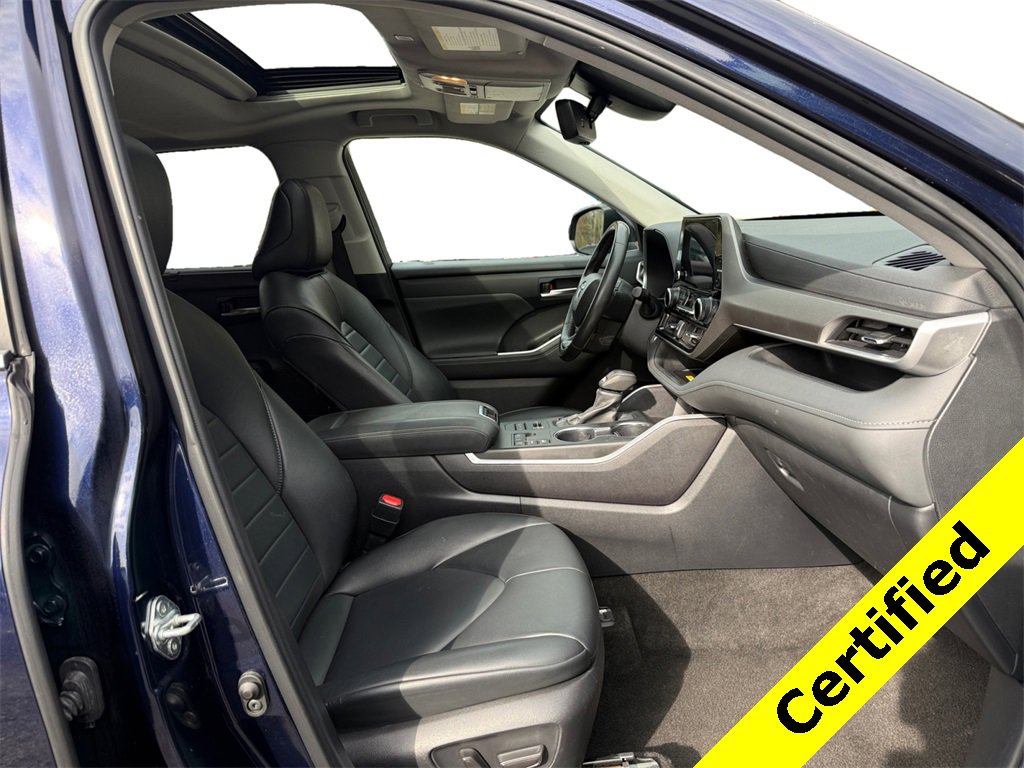 Used 2024 Toyota Highlander XLE image 15
