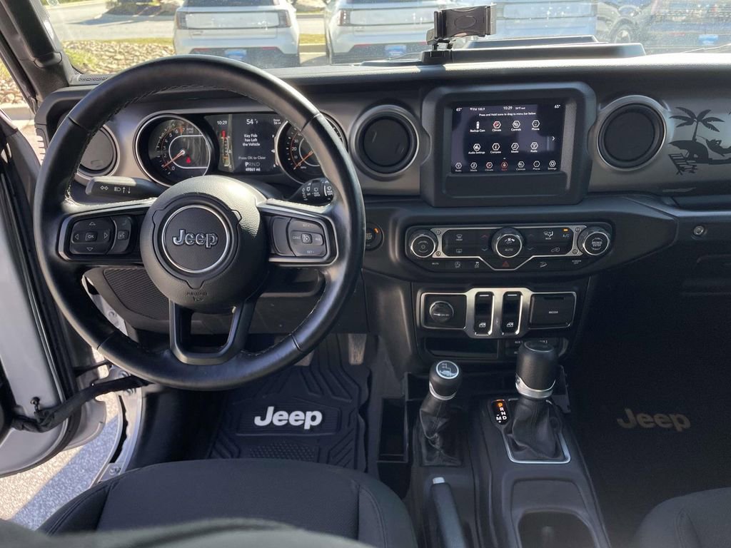 Used 2021 Jeep Wrangler Sport S image 7