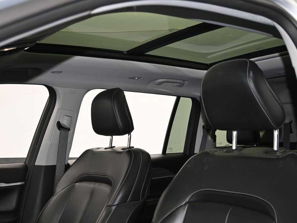 Used 2023 Jeep Grand Cherokee L Limited image 11