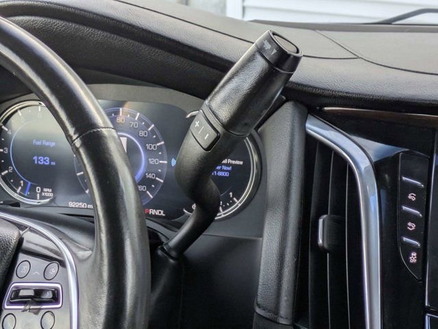 Used 2018 Cadillac Escalade Premium Luxury AWD/4WD image 21