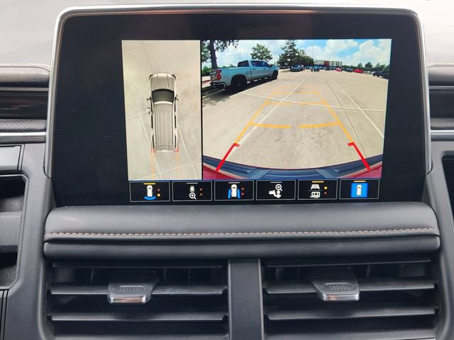 Used 2024 GMC Yukon XL AT4 w/ Technology Package AWD/4WD image 18