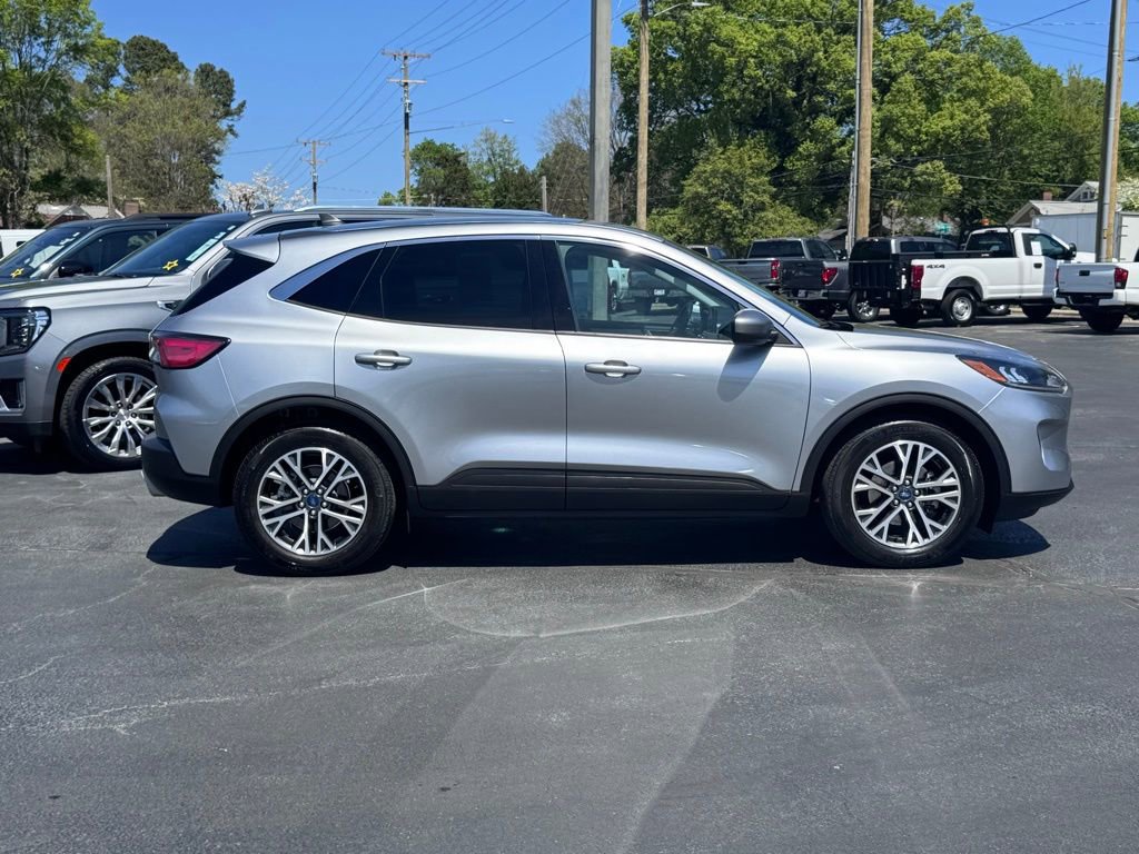 Used 2022 Ford Escape SEL image 4