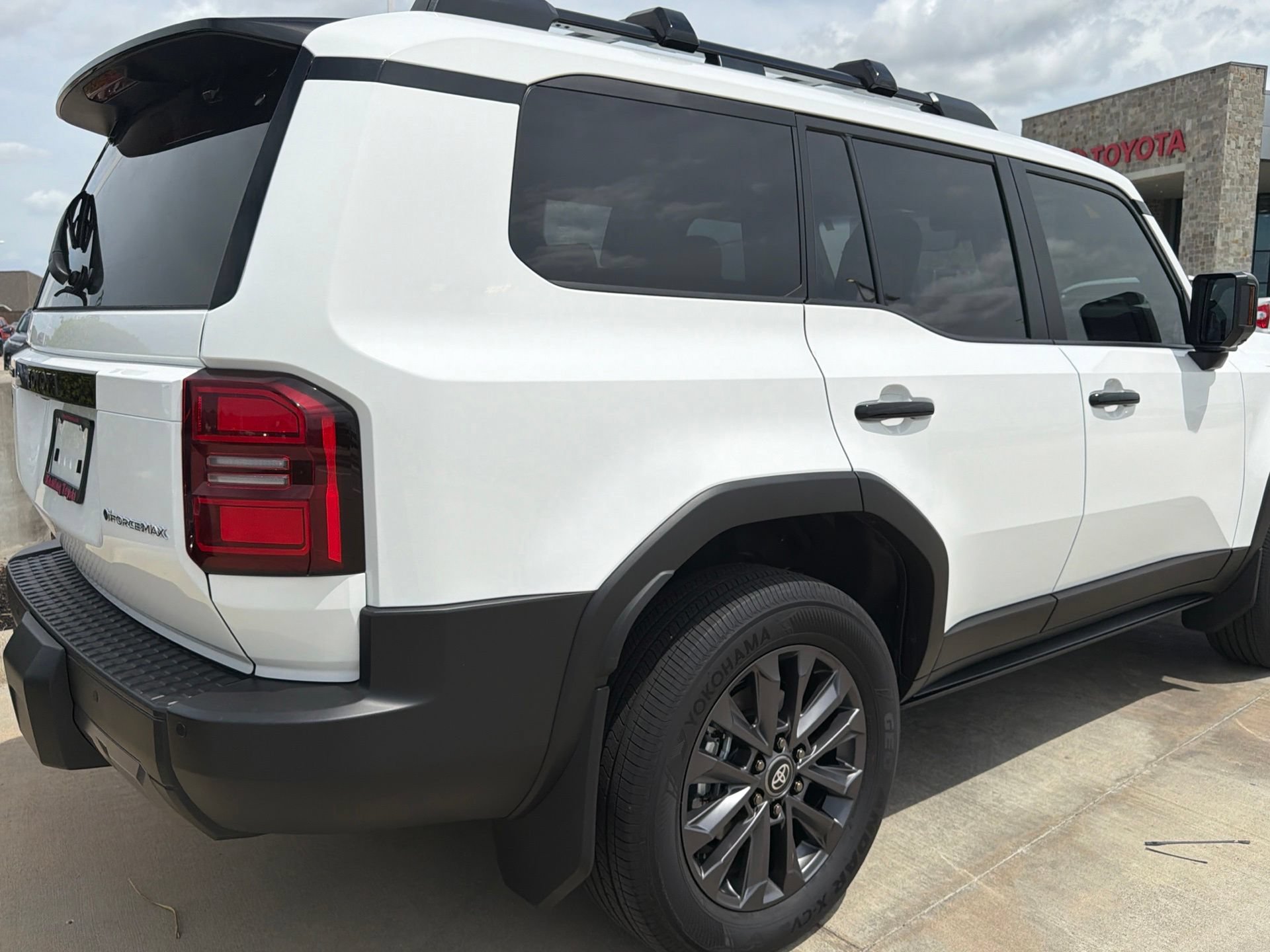 Used 2026 Toyota Land Cruiser w/ Premium Package AWD/4WD image 3