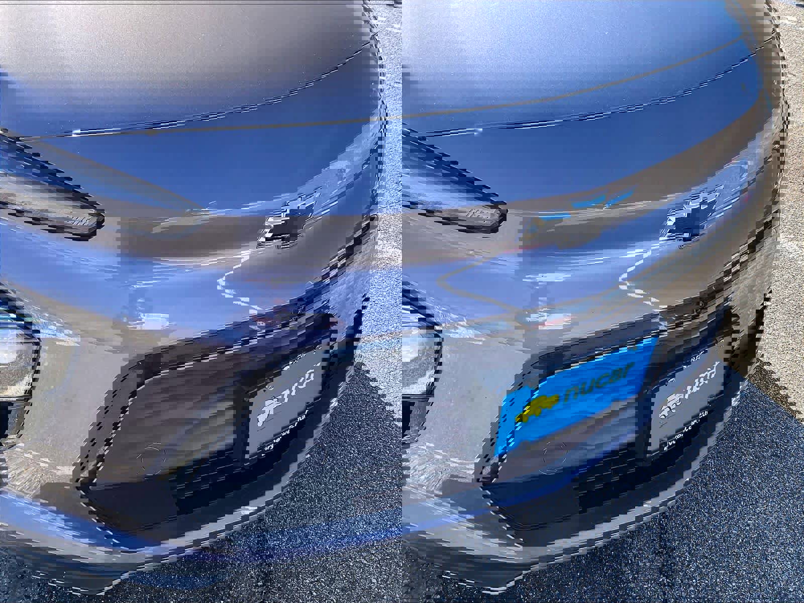 Used 2023 Chevrolet Bolt EUV Premier w/ Sun & Sound Package image 32